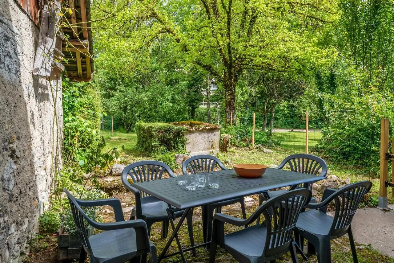 Appartement De La Vieille Ferme - Welkeys Annecy Apartment